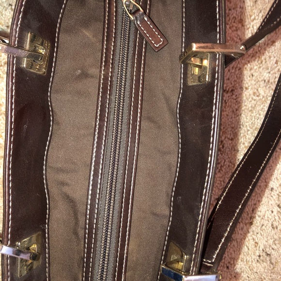 GUCCI⚡️GG CANVAS⚡️TOTE - Picture 5 of 10